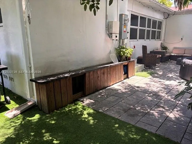 8228 NE 8th Ct — Photo 14