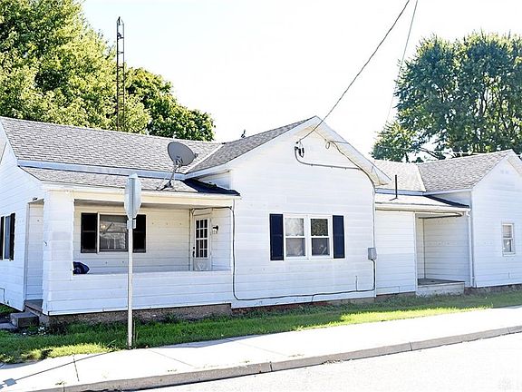 3rd image of 200 E Wayne St