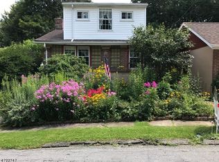 3 Lincoln Dr, Sparta, NJ 07871