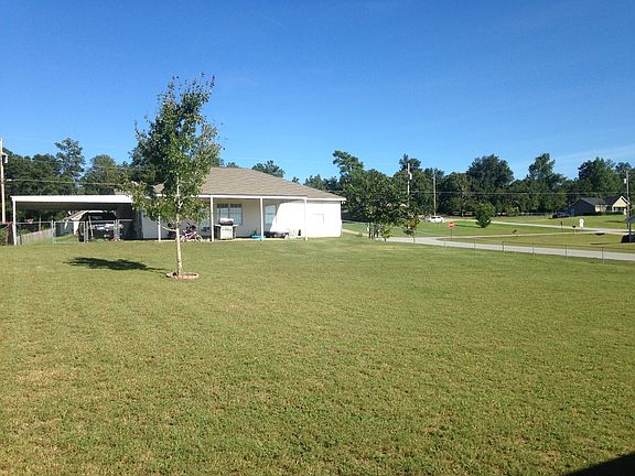 5th image of 300 Lee Road 2095