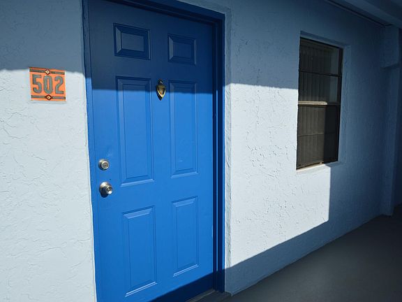 2nd image of 9440 Fontainebleau Blvd APT 502