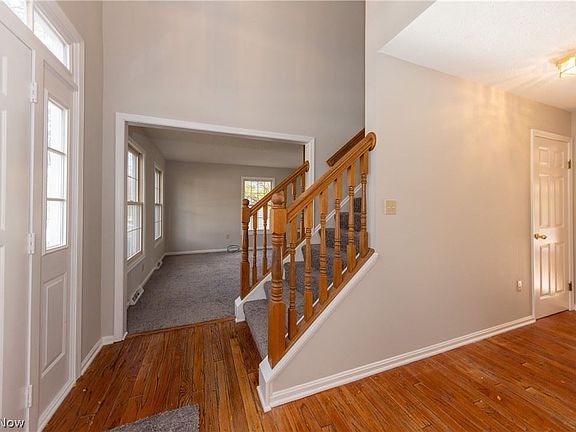 2nd image of 1168 Sharonbrook Dr