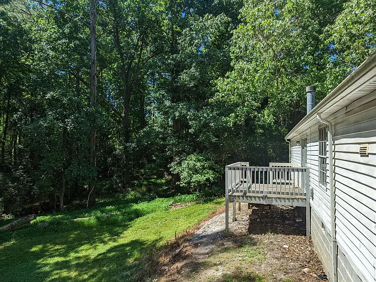 2304 Bell Ave — Photo 18