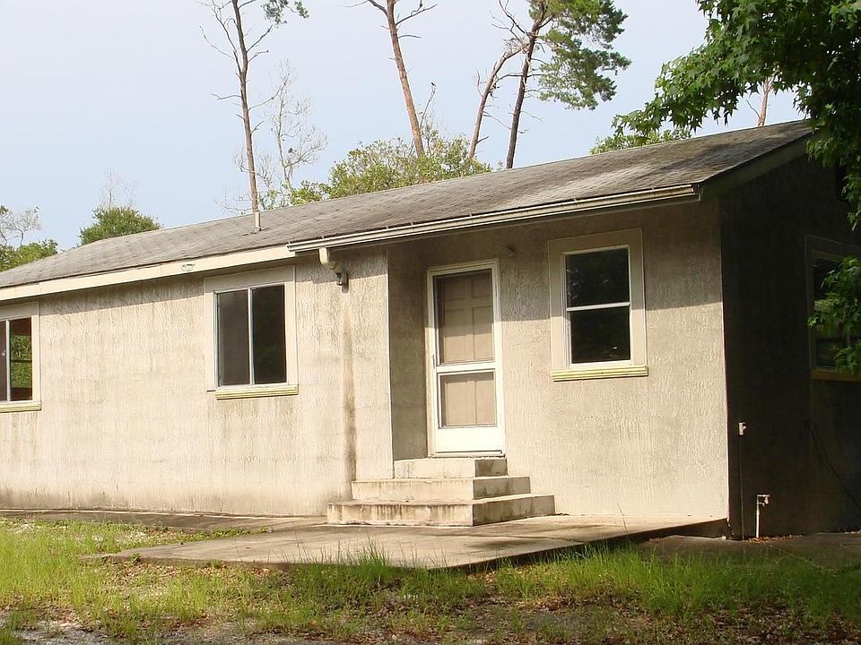 1st image of 881 Cypress Ave