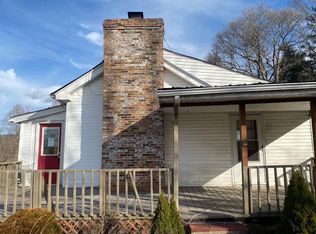 72 Laurel Branch Rd, Honaker, VA 24260