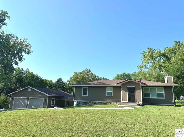 3766 Suburban Ln, Sedalia, MO 65301