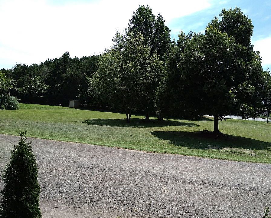 2nd image of 410 Rock Barn Rd NE