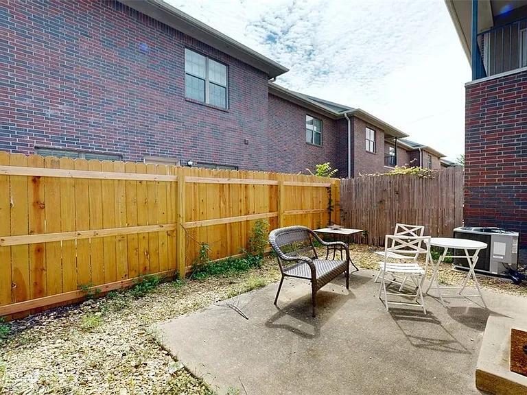 141 Forest Dr — Photo 28