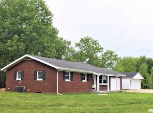 865 S Oaklane Rd, Springfield, IL 62712