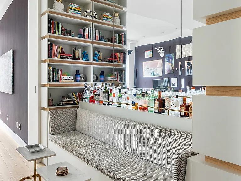 420 W 25th St #4F — Photo 7
