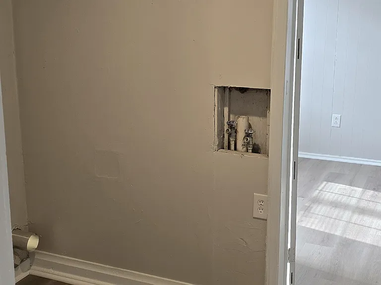 207 Maple Ln — Photo 16