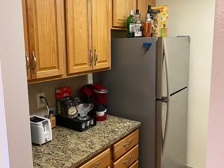 1931 N Cleveland St #606 — Photo 3