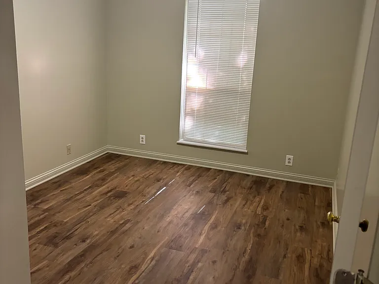 1201 Berdine Way — Photo 9