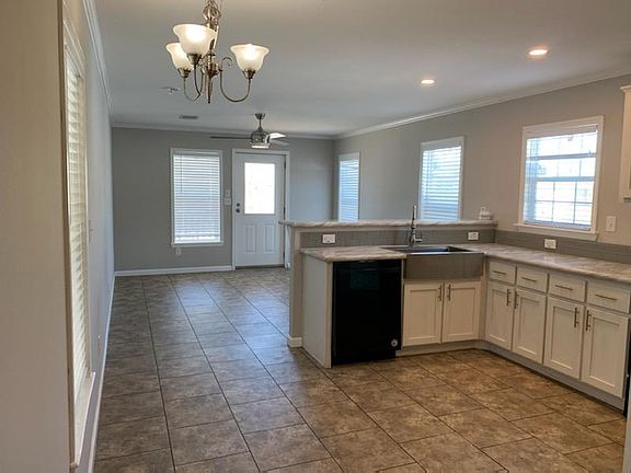 3rd image of 4041 Roberts Way #9FWF8B