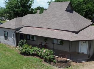 418 W Grimes Ave, Cashion, OK 73016