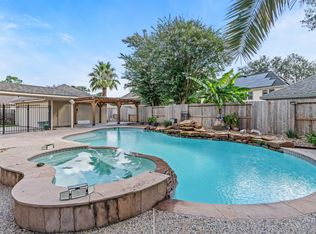 7414 Starbridge Dr, Houston, TX 77095