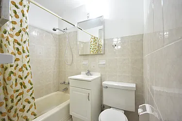 Rented by Green Line Realty