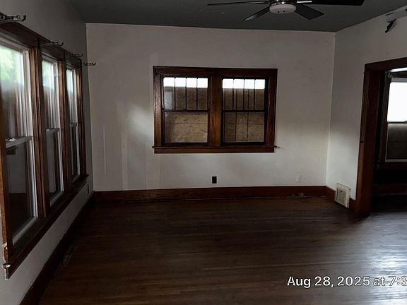 5th image of 2506 20th Ave