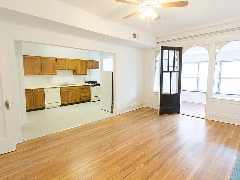 Dining/Living room