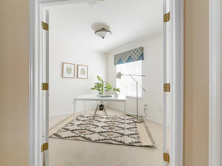 2912 Masters Ct — Photo 8
