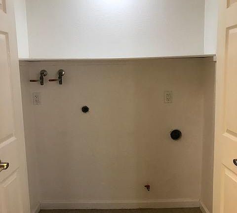 3rd image of 3454 Bridgewood Ter APT 111