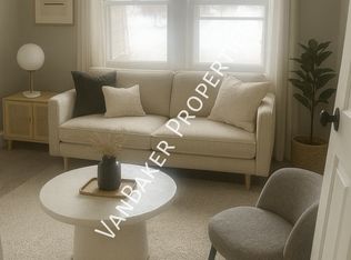 801 E Exchange St APT 4, Akron, OH 44306