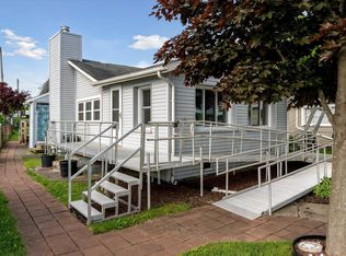 9106 Dexter Pinckney Rd, Pinckney, MI 48169