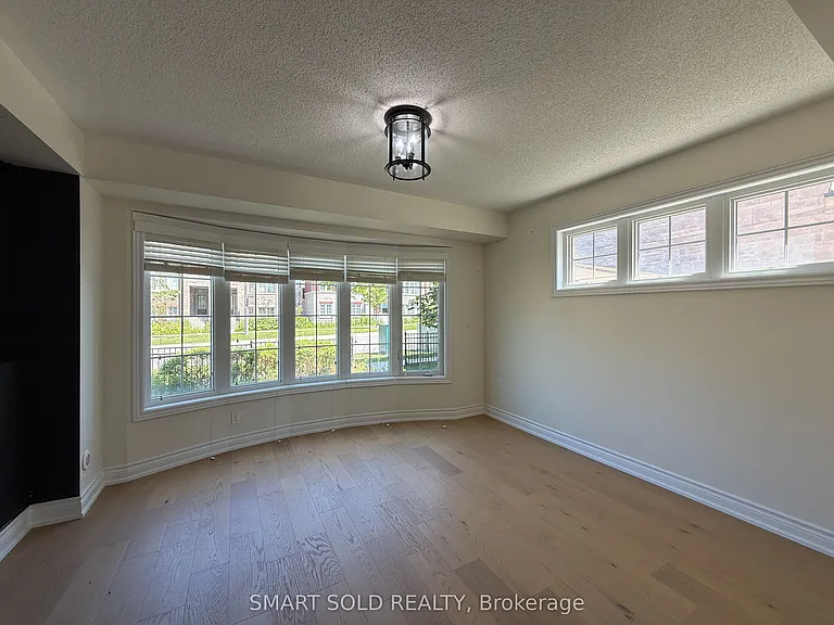 311 Dundas Way — Photo 15