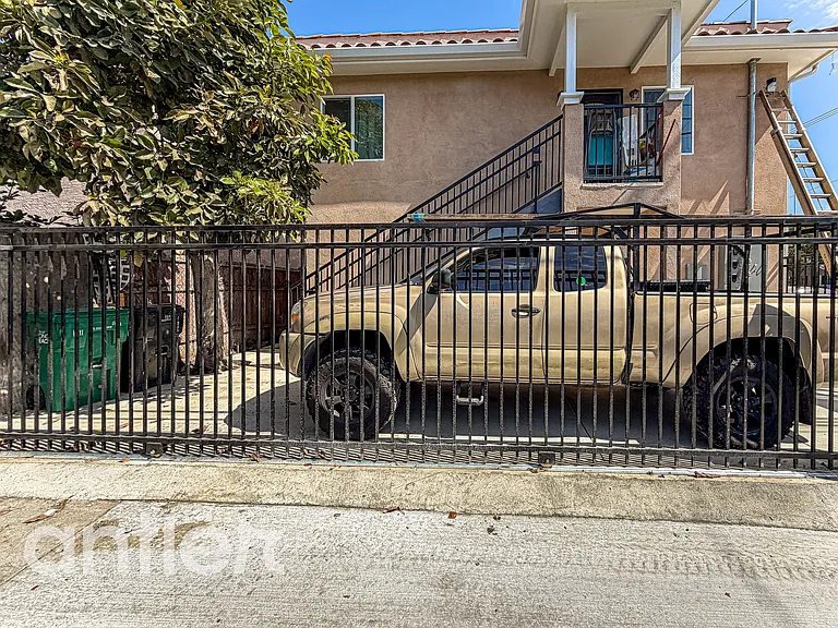 1891 Caspian Ave #L6 — Photo 13