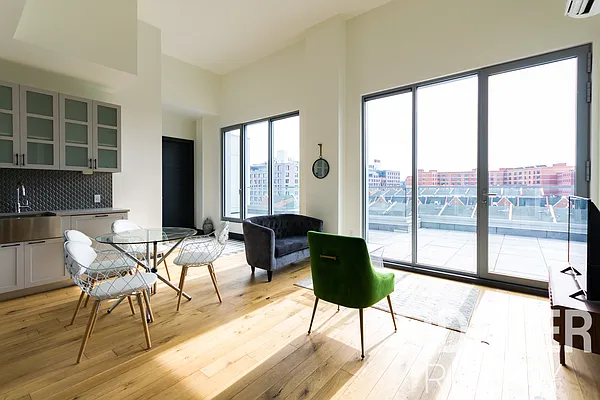 Rented by The KCI Group | media 30