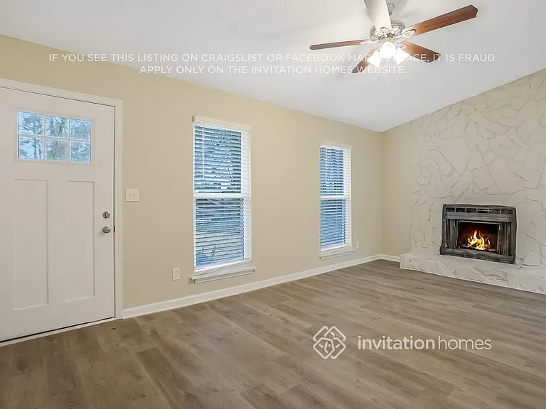 4496 Fowler Ln — Photo 6