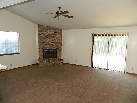 2nd image of 379 Municipal Dr