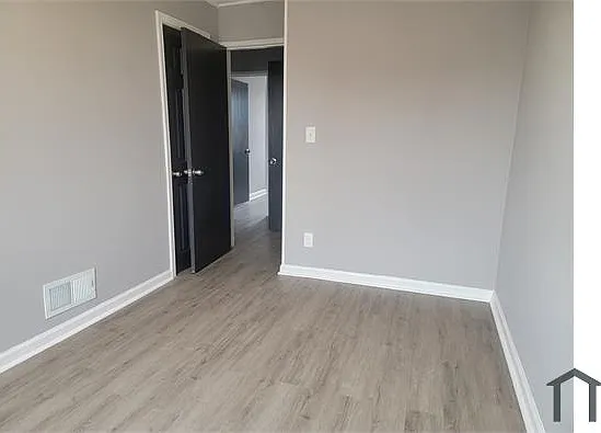 609 Aldworth Rd — Photo 12