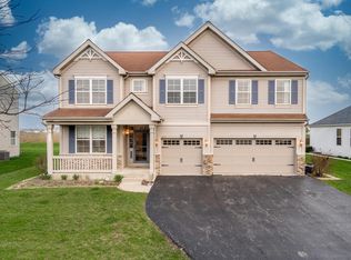 8221 64th St, Kenosha, WI 53142