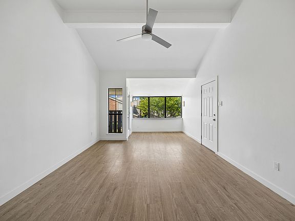 5th image of 9600 Royal Ln APT 316