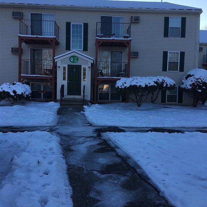 1st image of 404 White Cedar Blvd #404