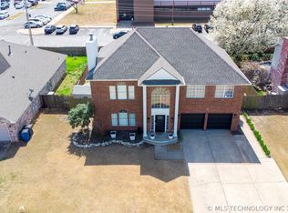 10942 E 76th St, Tulsa, OK 74133