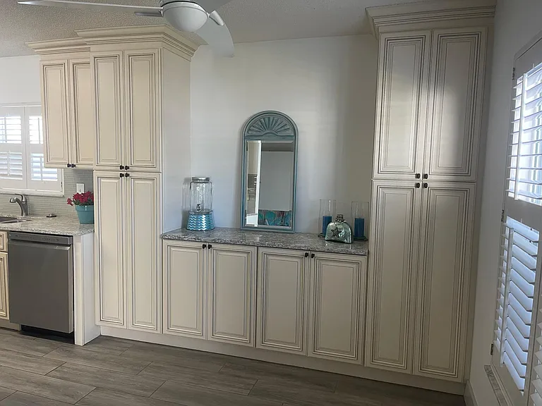465 Island View Cir — Photo 11