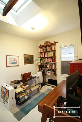 Rented by Grand & Co. | media 10