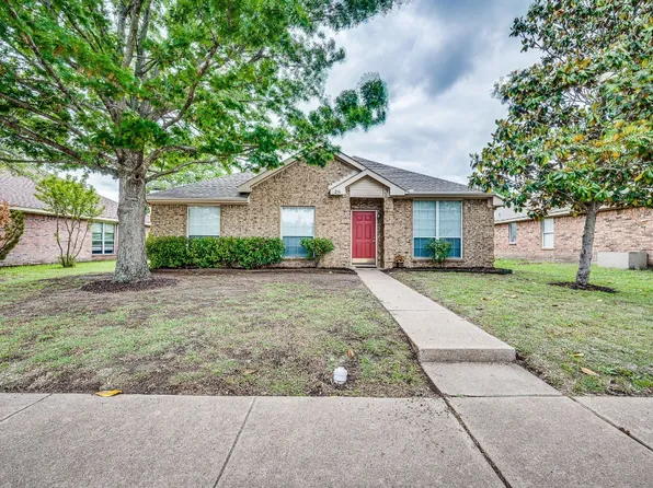 211 Nottingham Dr, Waxahachie, TX 75165