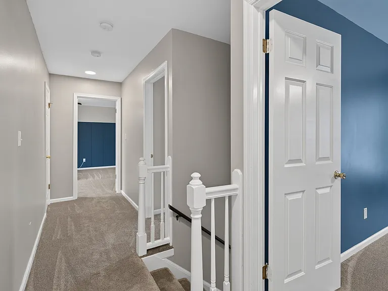 898 Gunston Ct — Photo 17