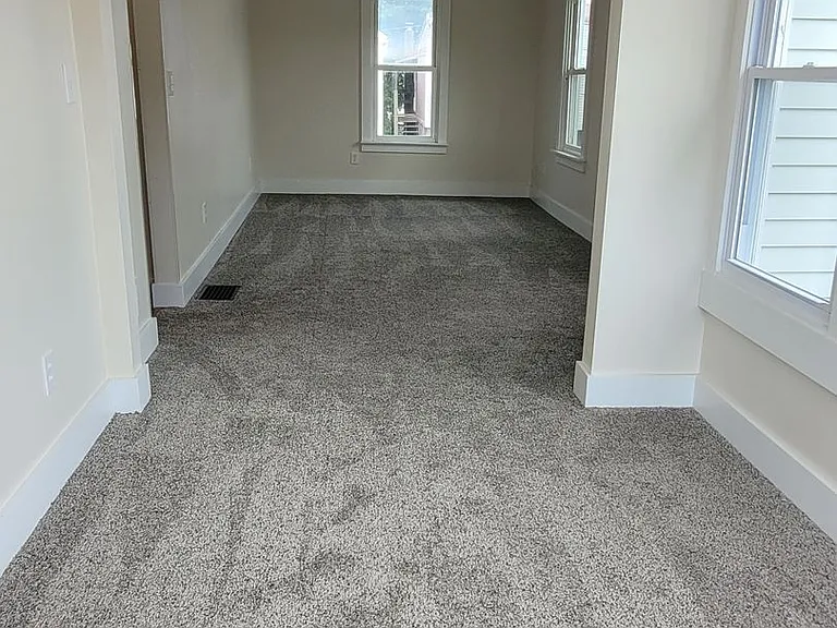 21 E Maple St — Photo 24