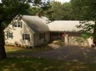 187 Cedar Ridge Dr, Glastonbury, CT 06033