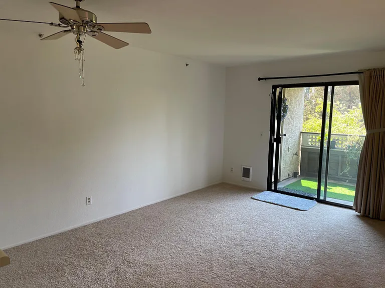 29588 Vanderbilt St #315 — Photo 12