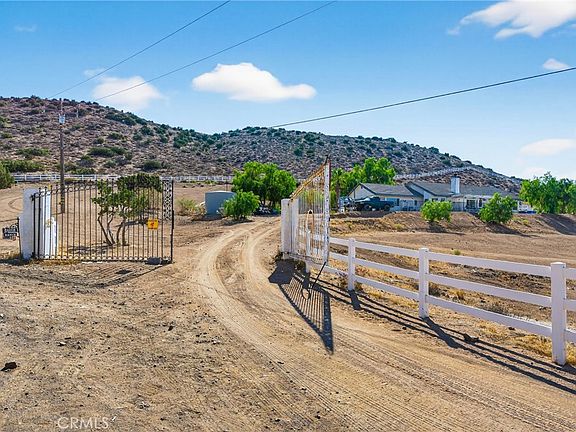 3rd image of 34215 Simla Rd