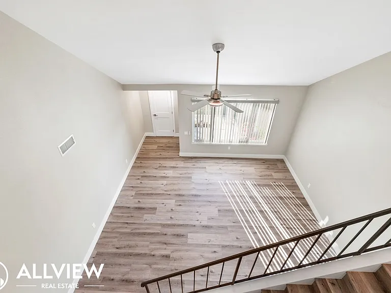 20542 Kelvingrove Ln — Photo 25
