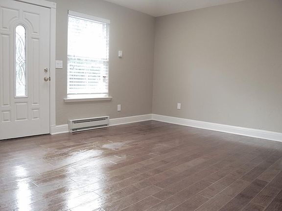 4th image of 3500 Eden Dr #100