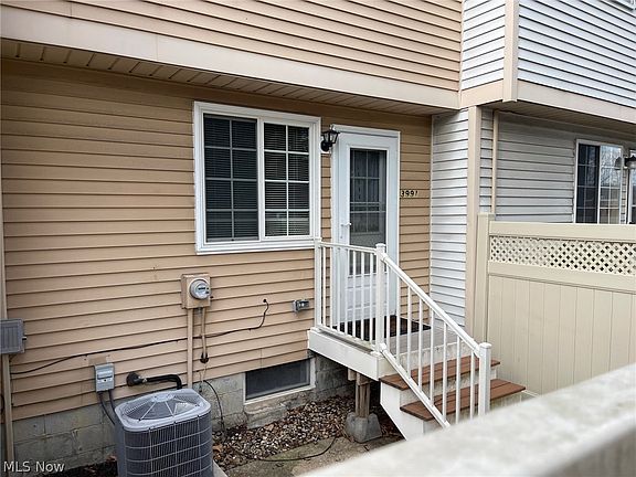 5th image of 3991 Lake Run Blvd