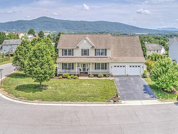 2nd image of 6204 Crumpacker Dr