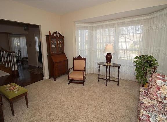 3rd image of 771 Forder Crossing Ct